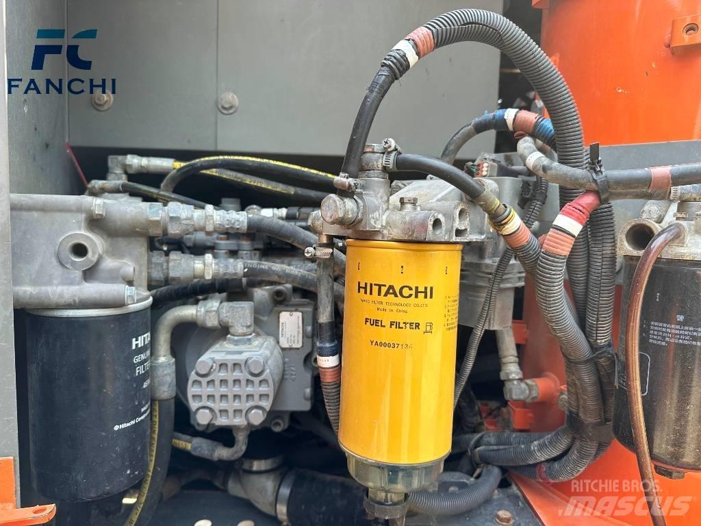 Hitachi ZX 130 Bagri goseničarji