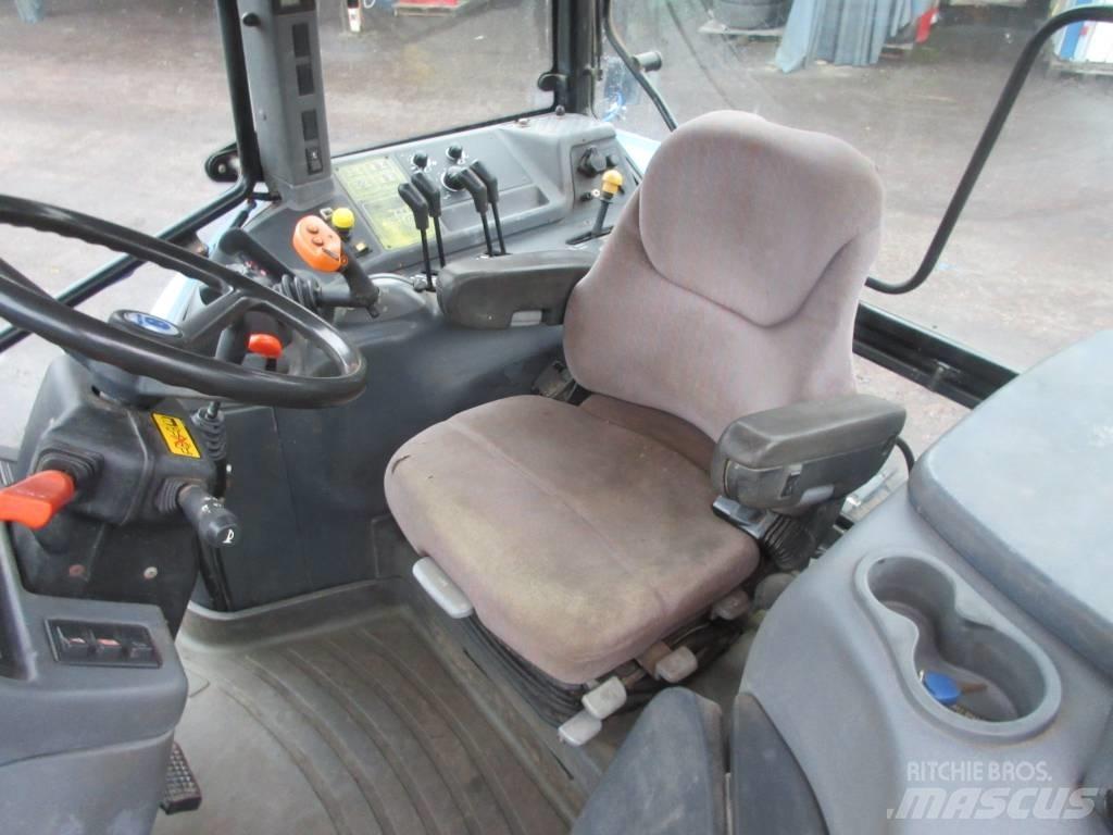 New Holland TM 120 Traktorji