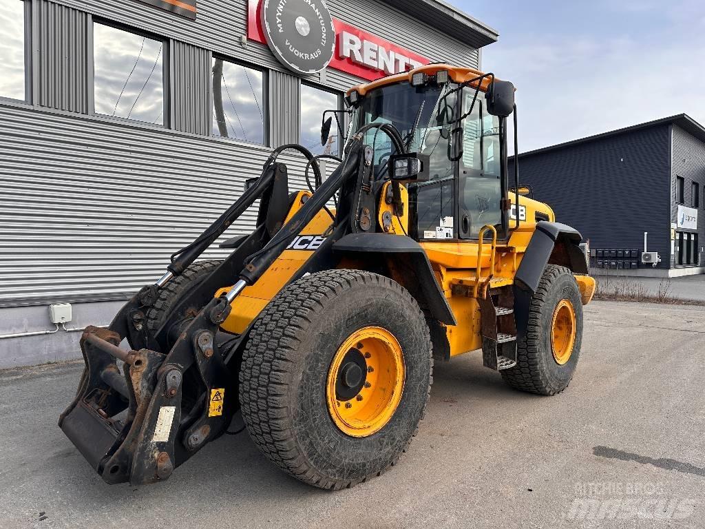 JCB 426 E Kolesni nakladalci