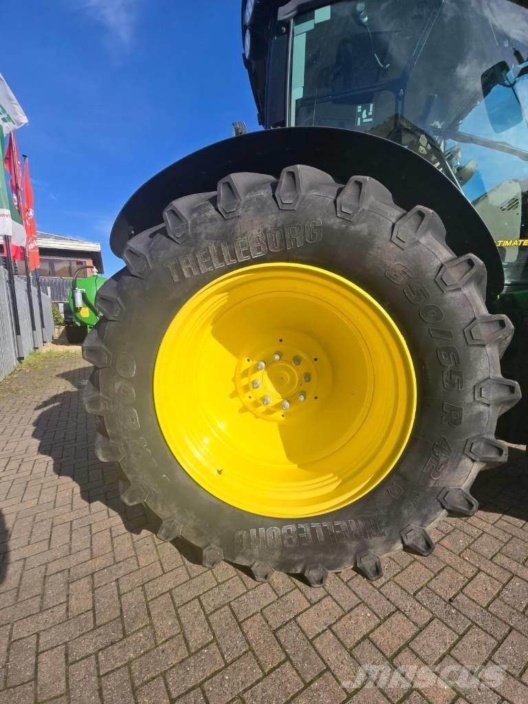 John Deere 6155 R Traktorji