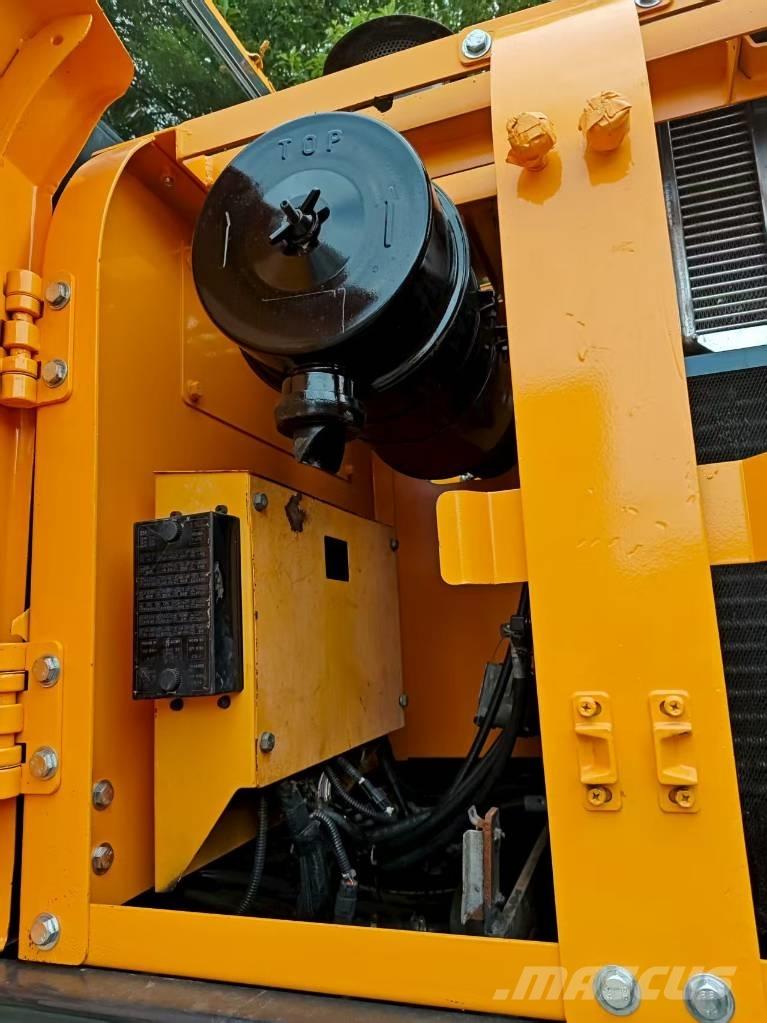 Hyundai r210w-9 Bagri na kolesih