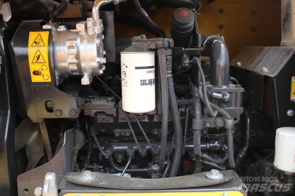 Komatsu PC 70-8 Mini bagri <7t