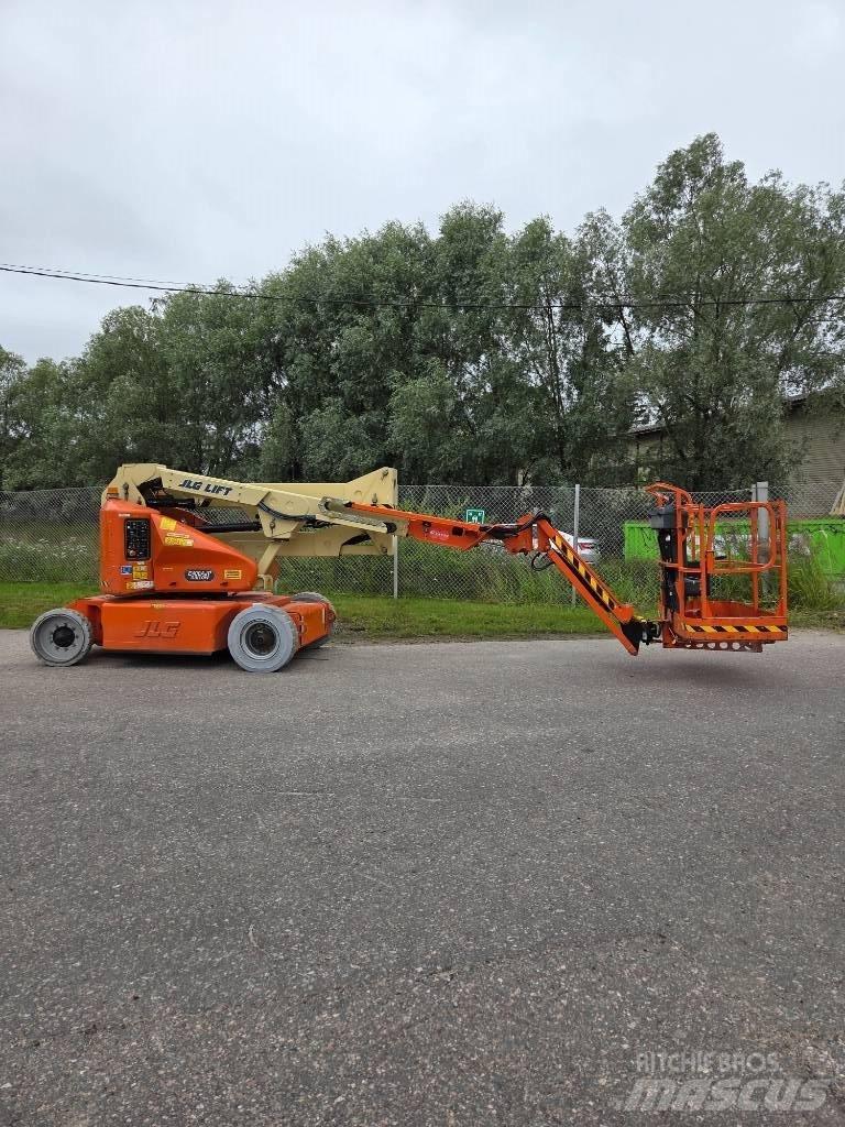 JLG E 400 AJPN Zglobne dvižne ploščadi
