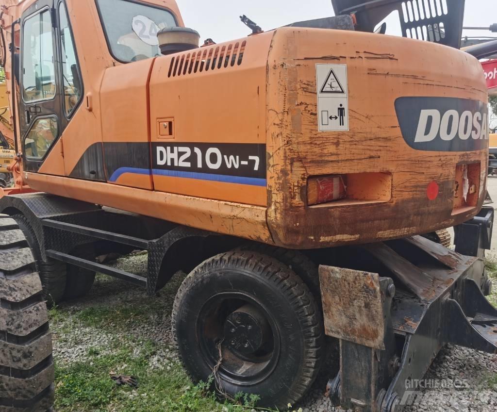 Doosan DH 210 W-7 Bagri na kolesih