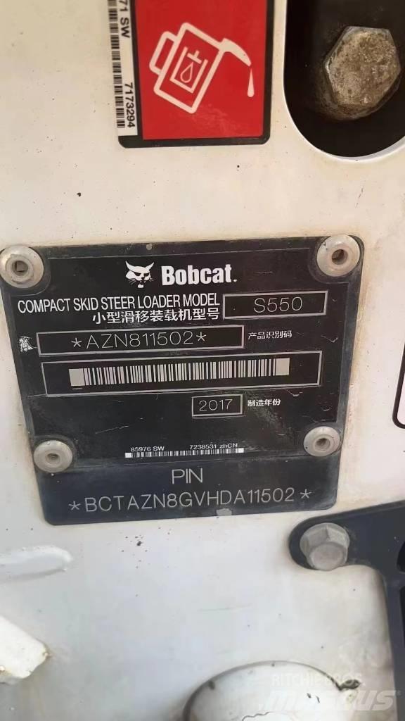 Bobcat S 550 Kolesni nakladalci