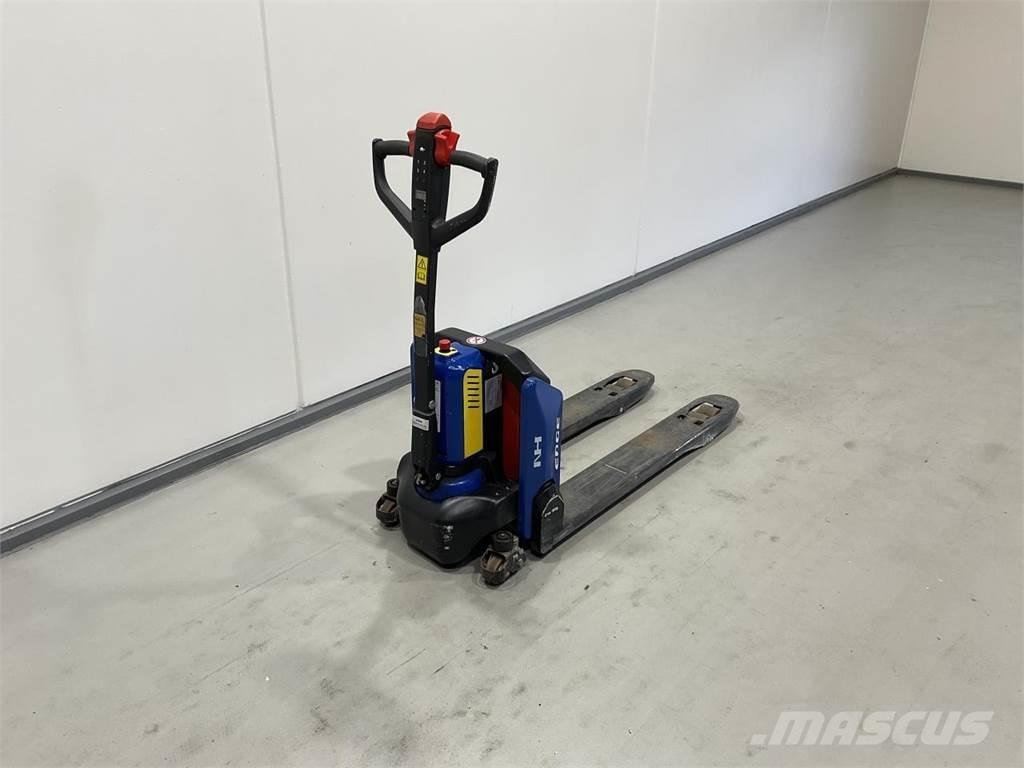 NH SKP1500E Električni nizko dvižni viličar