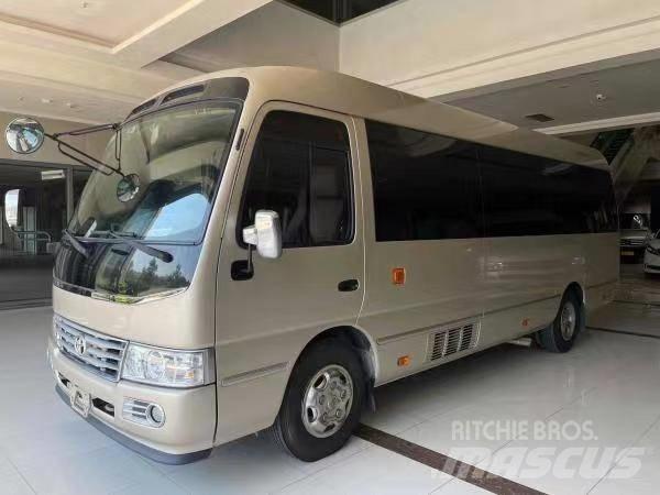 Toyota Coaster Bus Mini avtobusi