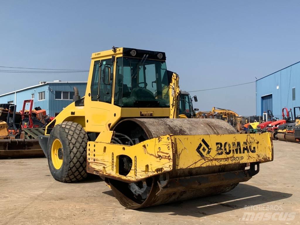 Bomag BW 219 D H-4 Enojni valjarji