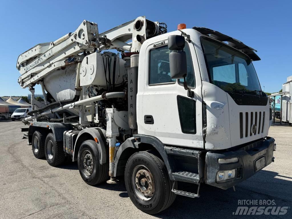 Astra Betonpompa Avtomešalci za beton