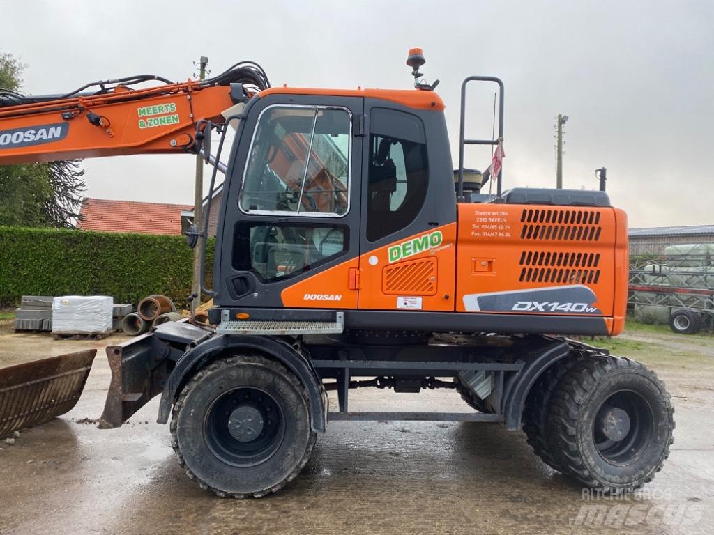 Doosan DX 140 W -5 Rabljeni žerjavi za vsak teren