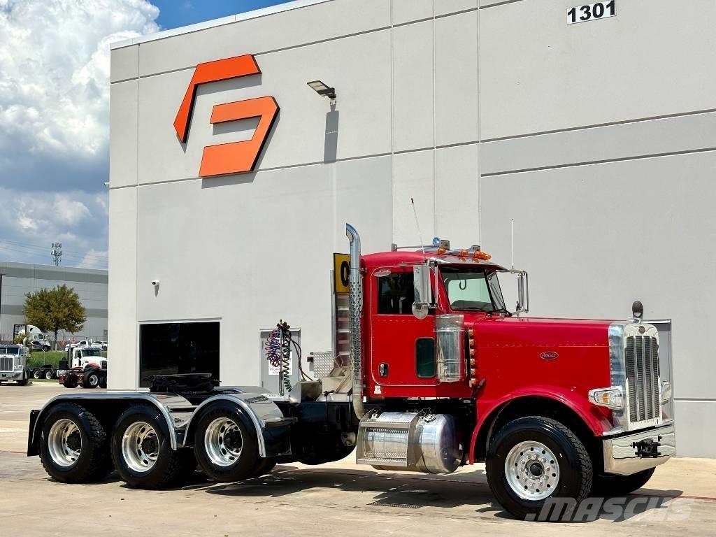Peterbilt 388 Vlačilci