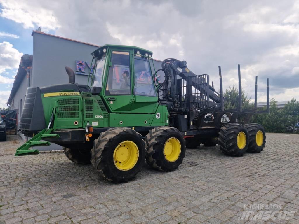 John Deere 1210 E Forwarderji