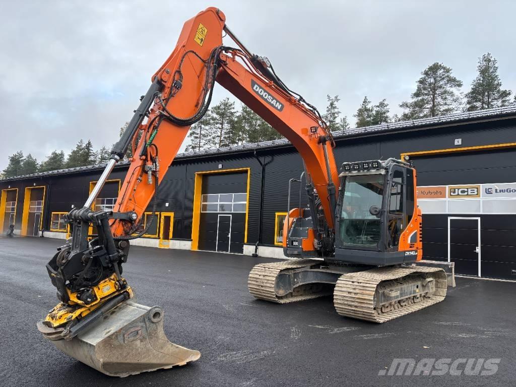 Doosan DX 140 LCR Bagri goseničarji