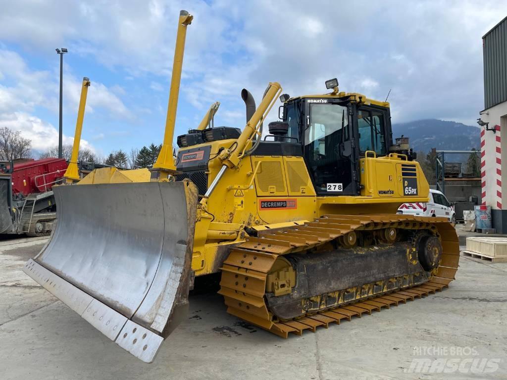 Komatsu D65PX-18 Buldožerji goseničarji