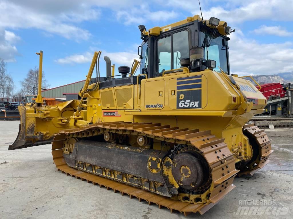 Komatsu D65PX-18 Buldožerji goseničarji