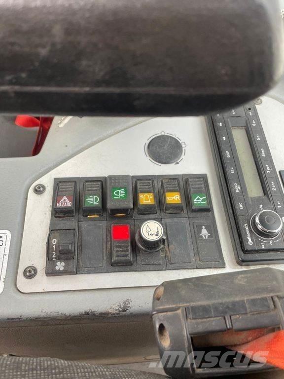Terex TL70 Kolesni nakladalci