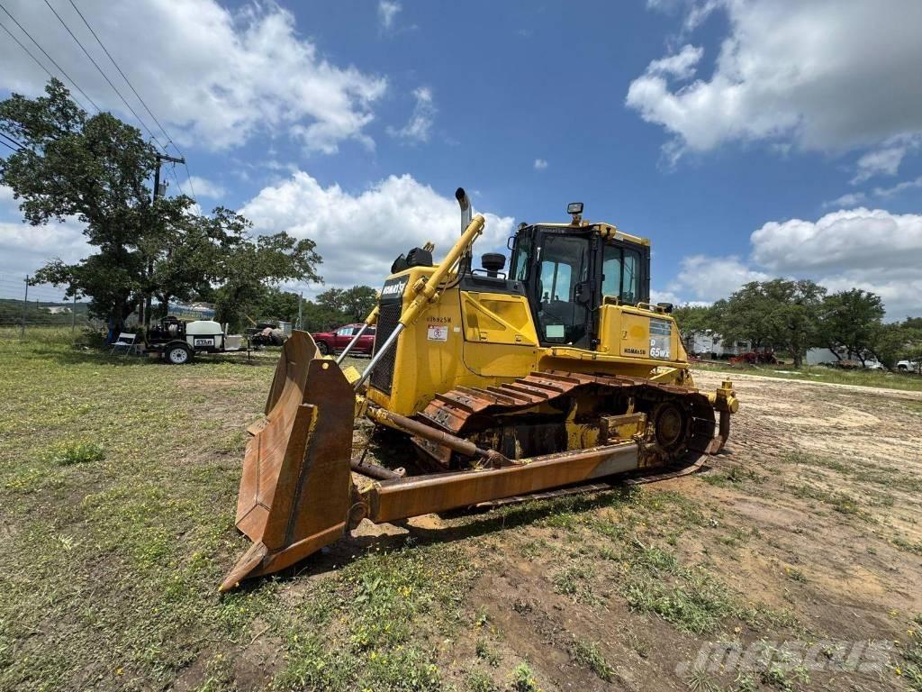 Komatsu D65WX-17 Buldožerji goseničarji