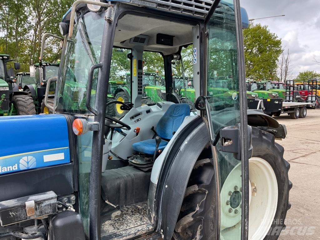 New Holland T 4050 F Traktorji