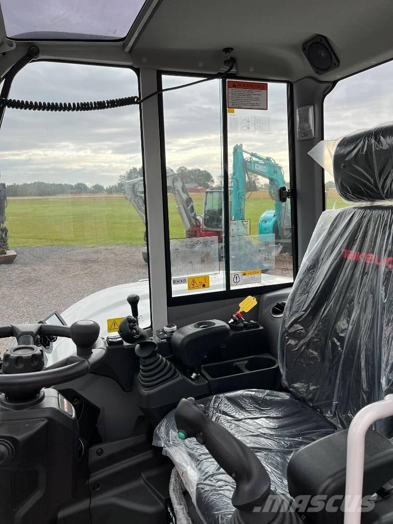 Takeuchi TB 370 W Bagri na kolesih