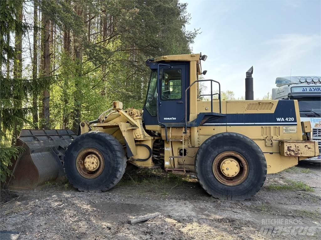 Komatsu WA420-1 Kolesni nakladalci