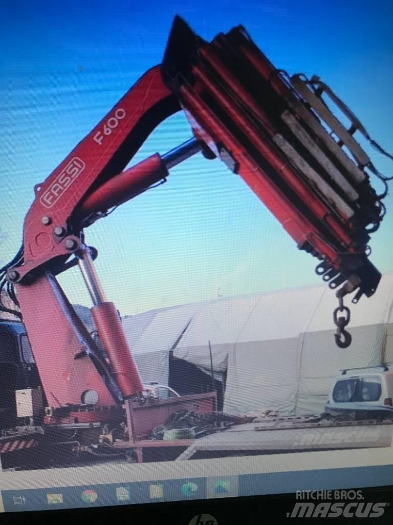 Fassi F600.27 Paletna dvigala