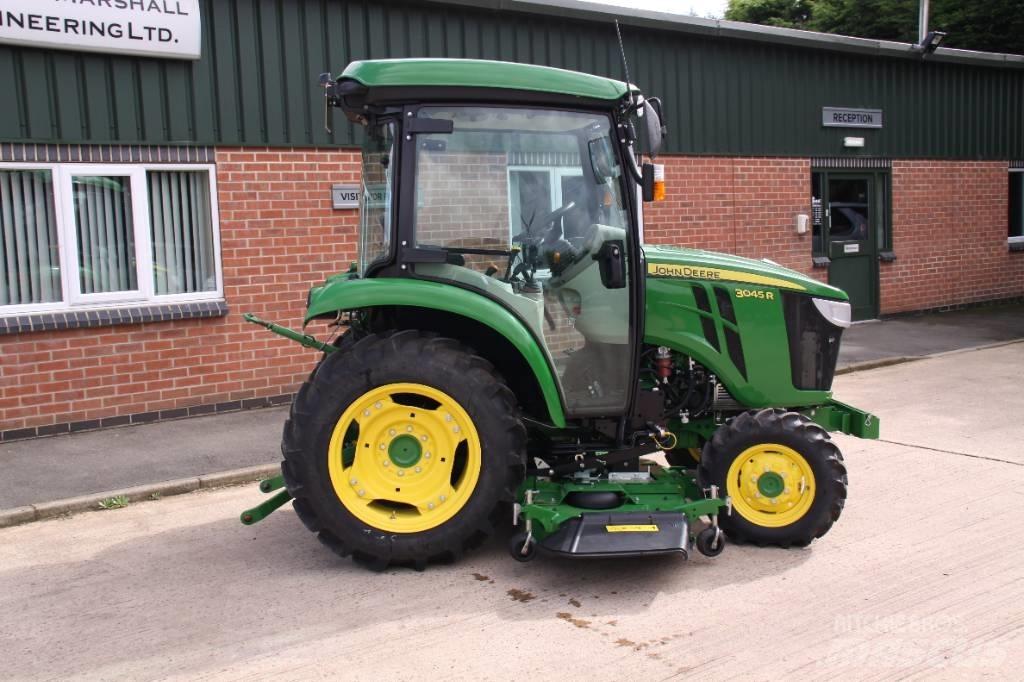 John Deere 3045 R Traktorji