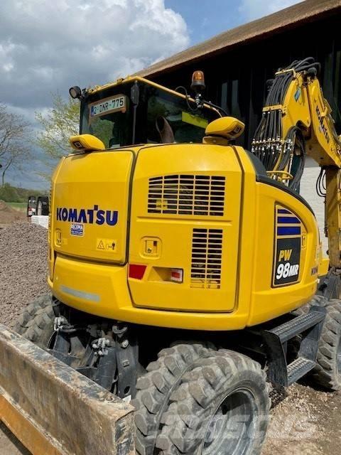Komatsu PW 98 MR-11 Bagri na kolesih