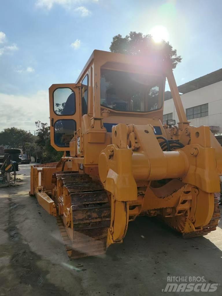 CAT D7G Buldožerji goseničarji
