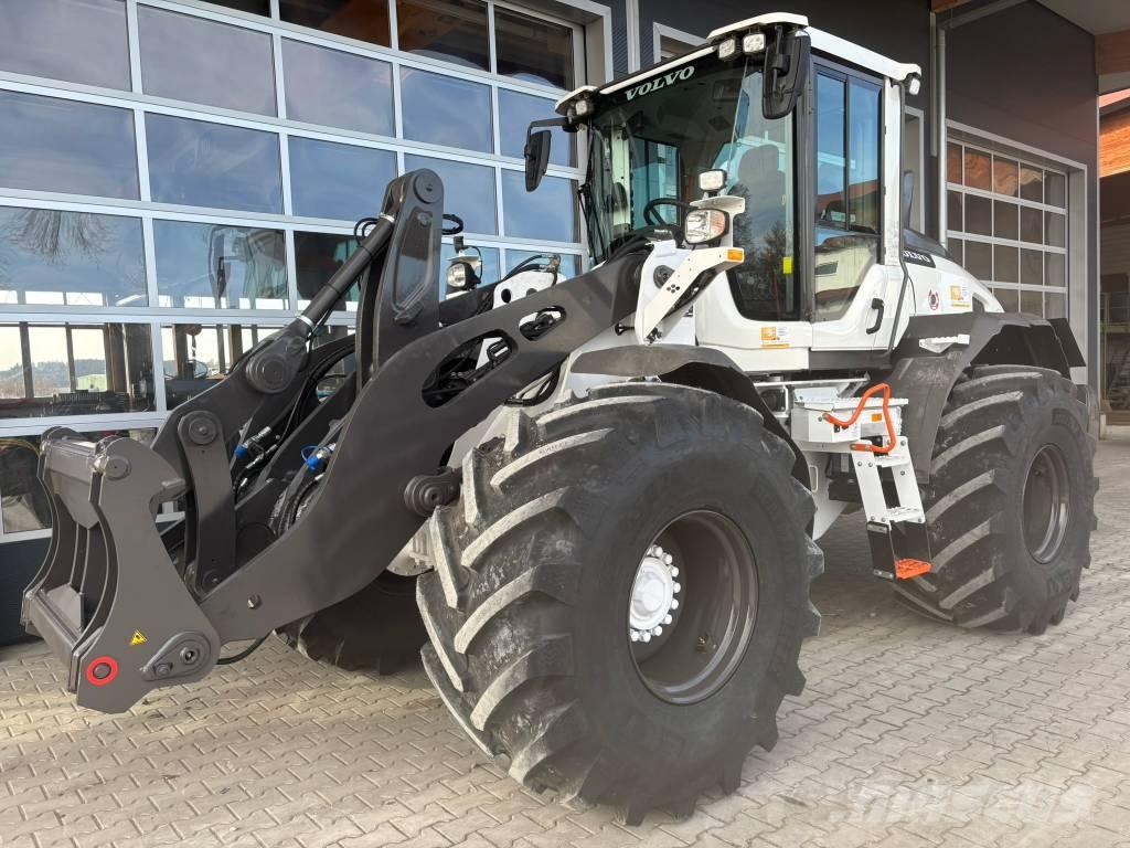 Volvo L90H Agri Kolesni nakladalci