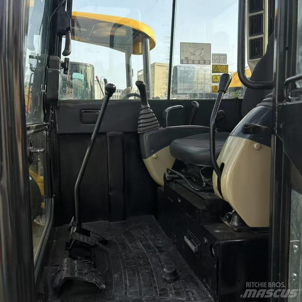 CAT 306E Bagri goseničarji