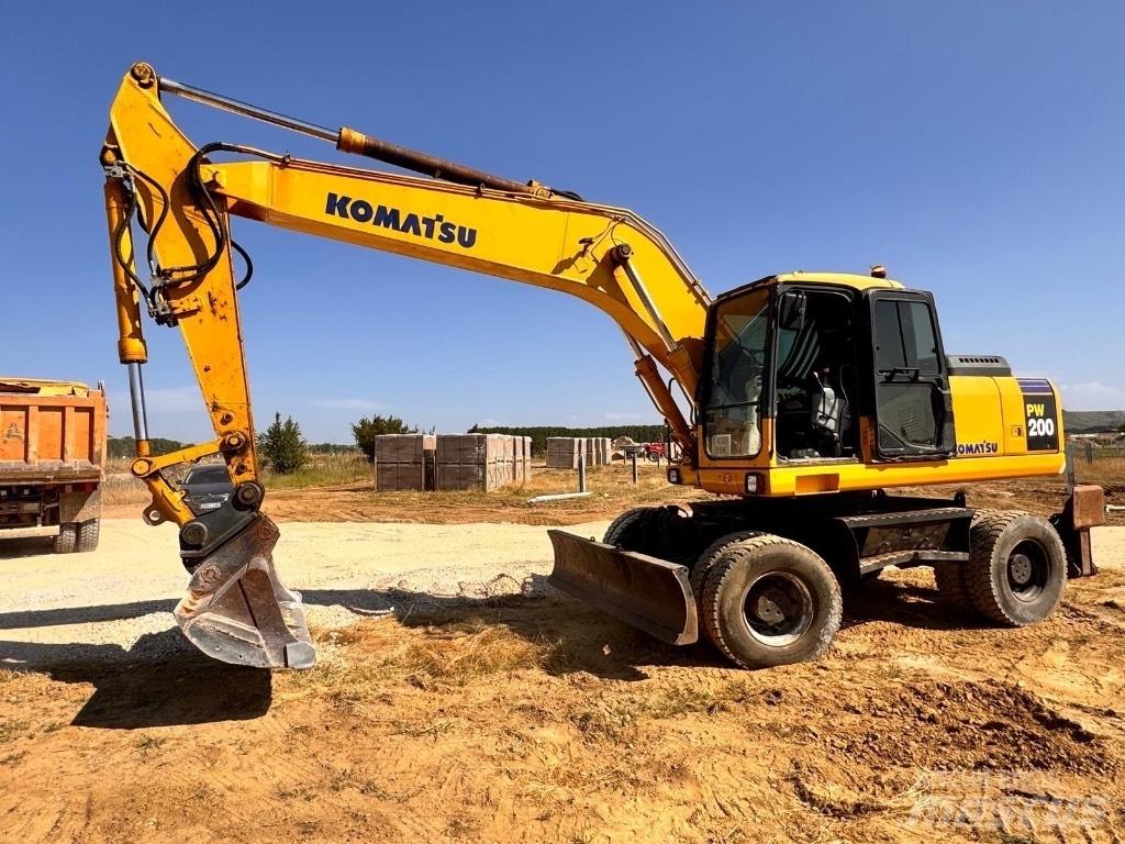 Komatsu PW 200-7K Bagri na kolesih