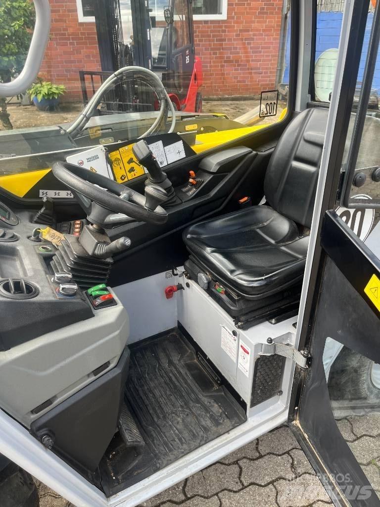 Wacker Neuson TH 412 Teleskopski viličarji