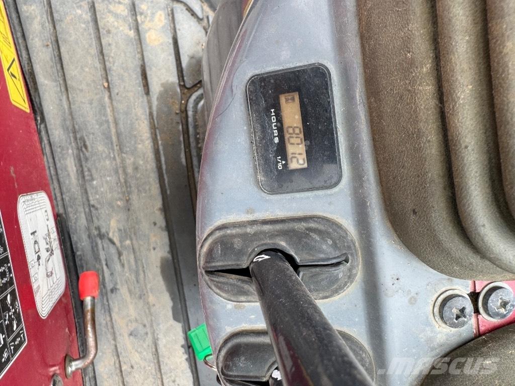 Yanmar SV08 (1E097) Mini bagri <7t