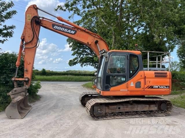 Doosan DX 140 LC Bagri goseničarji