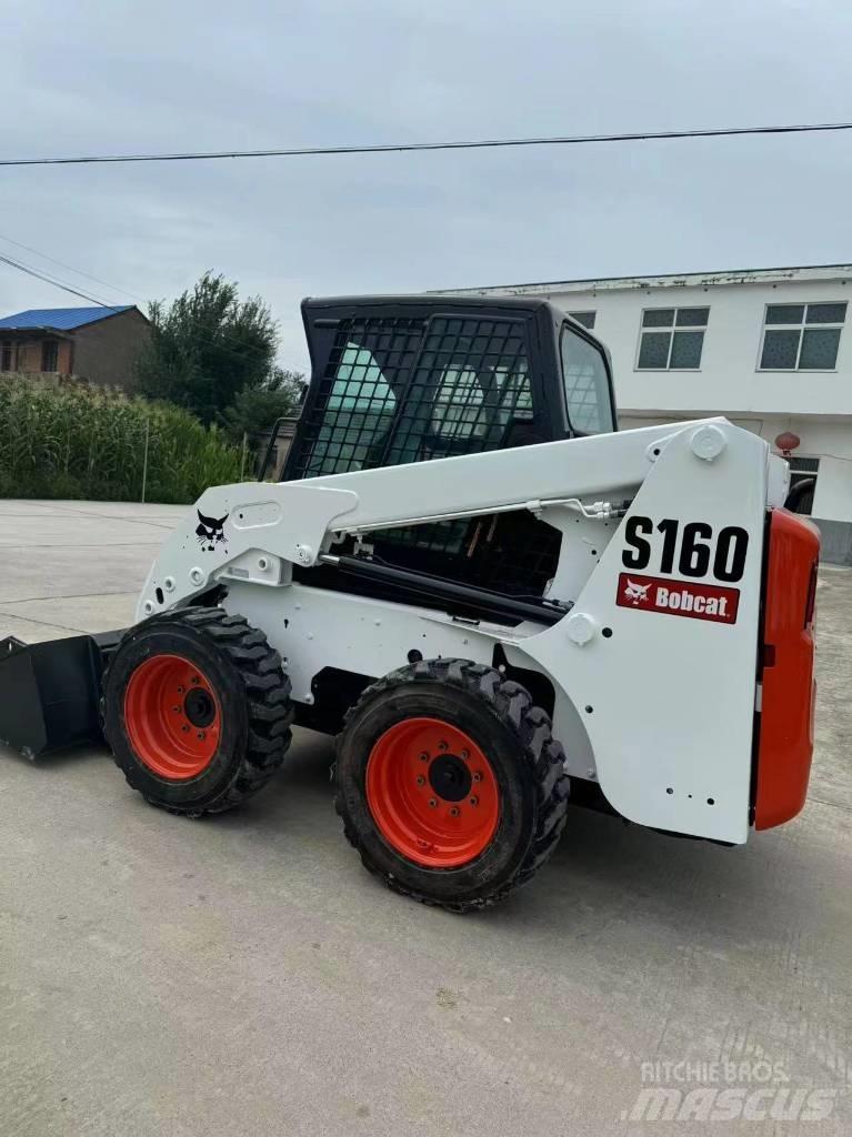 Bobcat S160 Skid steer mini nakladalci