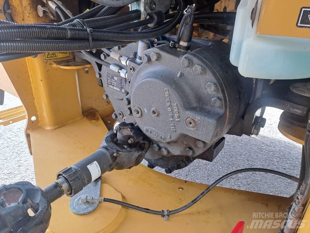 CAT 918 M Kolesni nakladalci