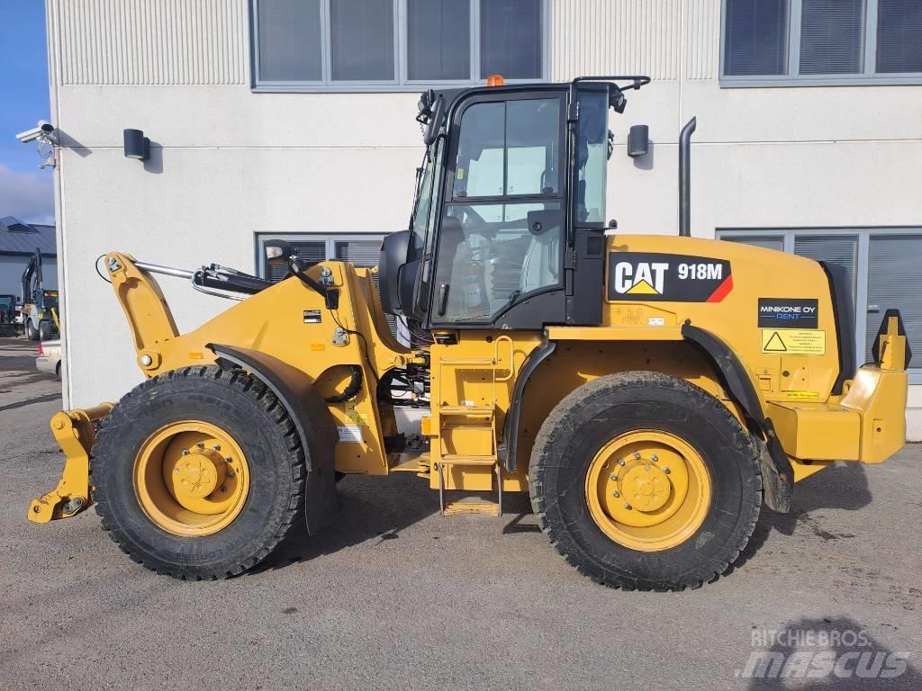 CAT 918 M Kolesni nakladalci