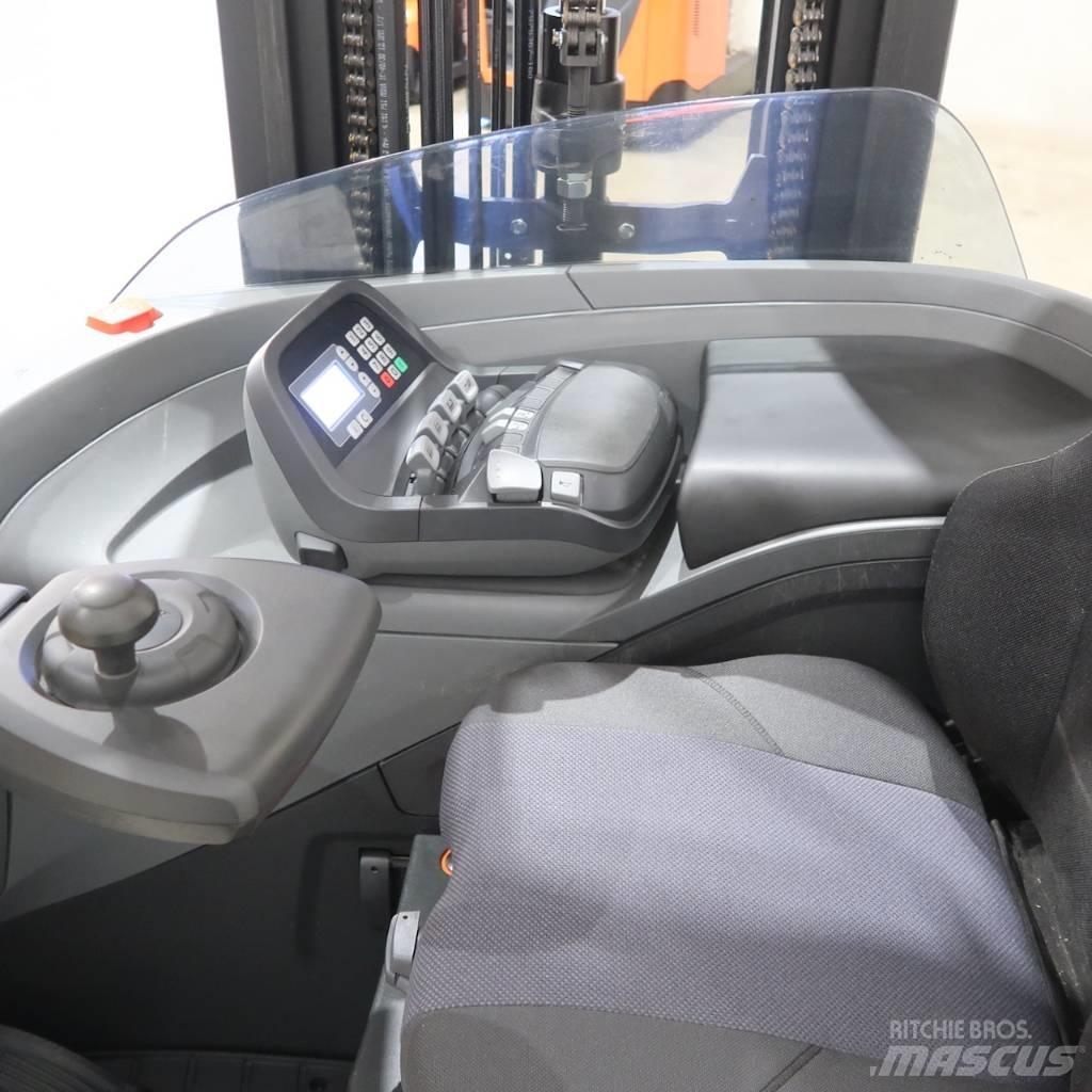Toyota RRE140H Viličarji s pomičnim teleskopom