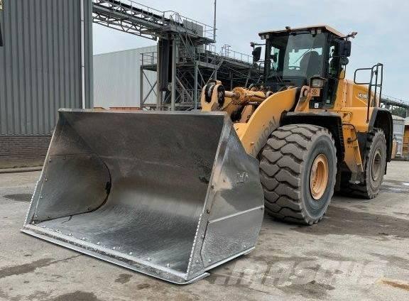 Hyundai HL980XT Kolesni nakladalci