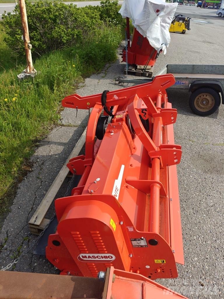 Maschio Bisonte 300 Kosilnice za pašnike