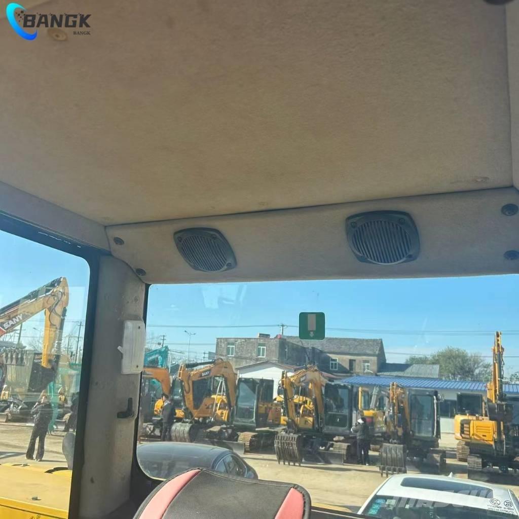 Komatsu PC 70-8 Bagri goseničarji