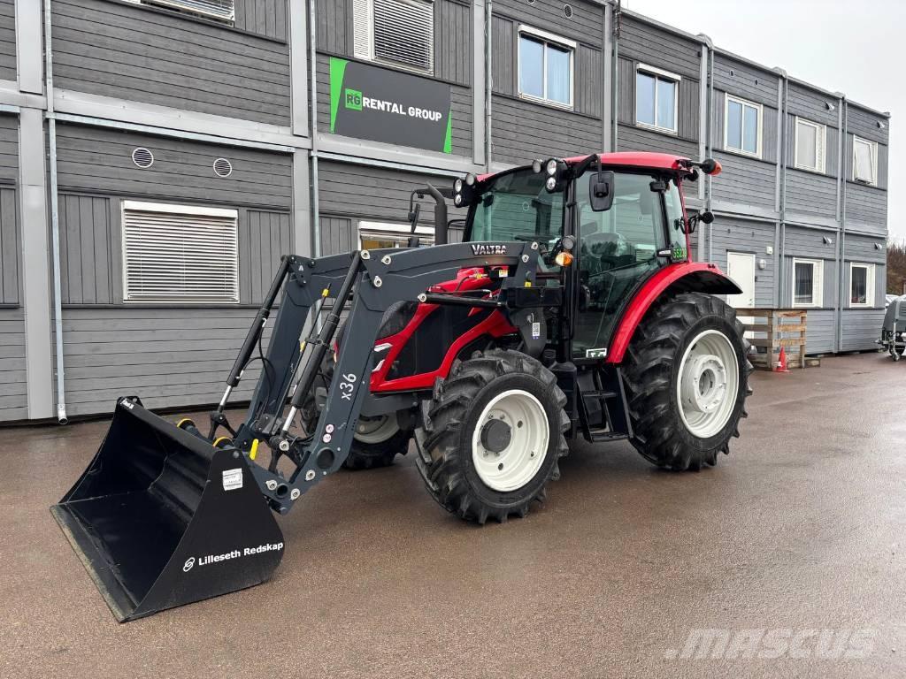 Valtra A 95 Traktorji