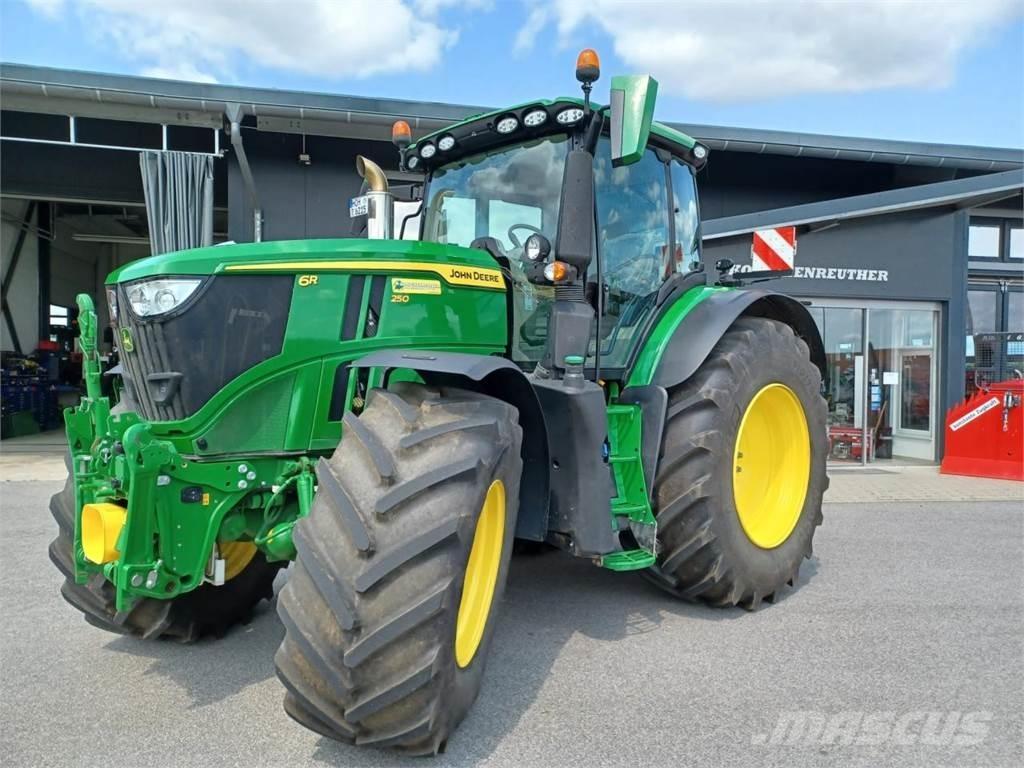 John Deere 6R 250 Traktorji