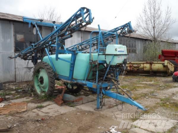 Berthoud Alba 2200 Vlečne škropilnice