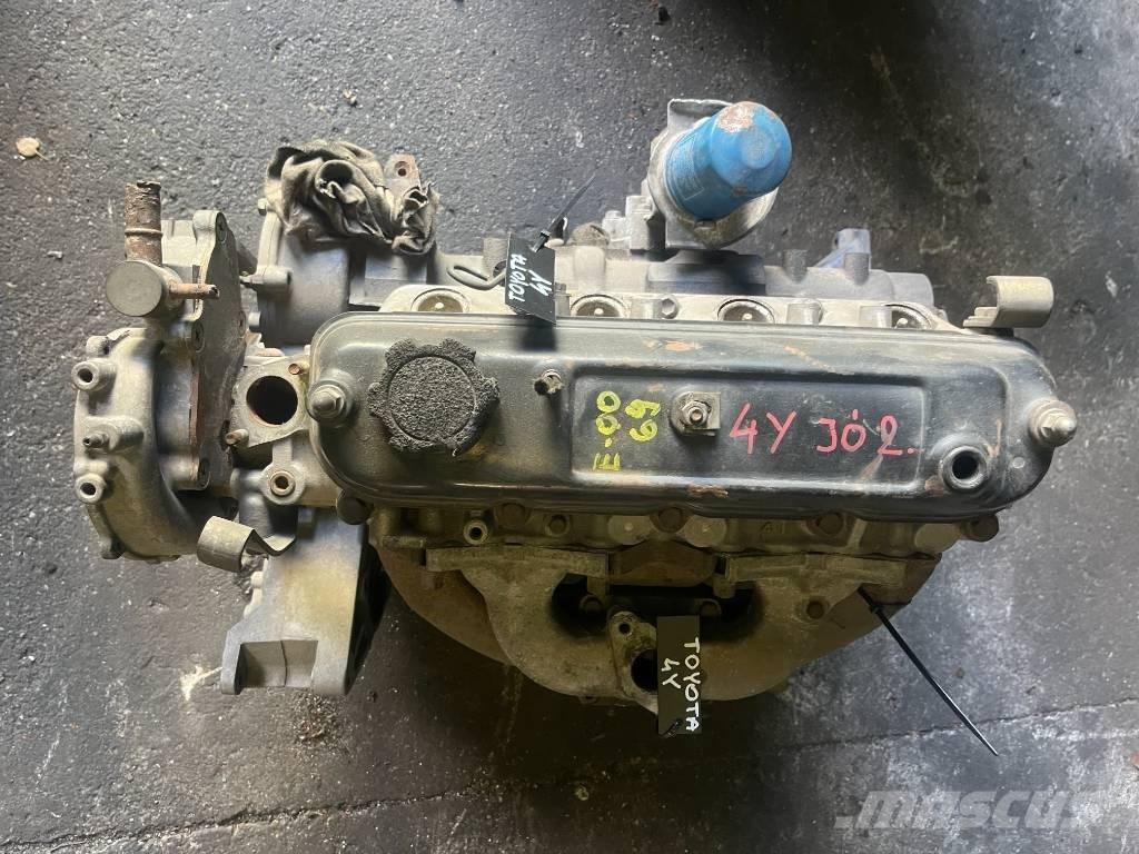 Toyota 4Y E-0116 Motorji