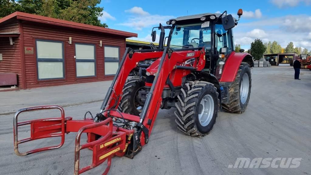 Massey Ferguson 5710 Traktorji