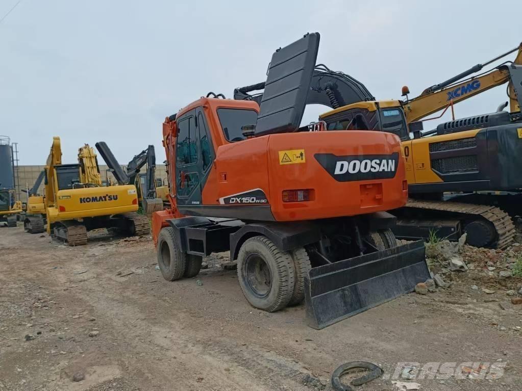 Doosan 150 W-7 Bagri na kolesih