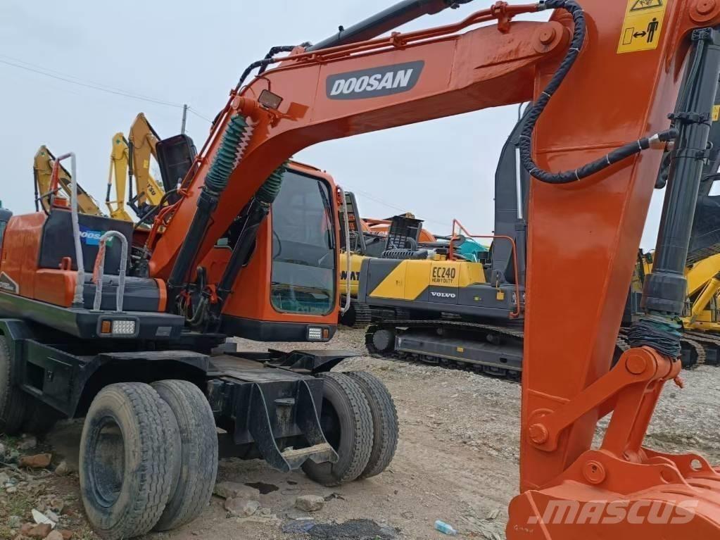 Doosan 150 W-7 Bagri na kolesih