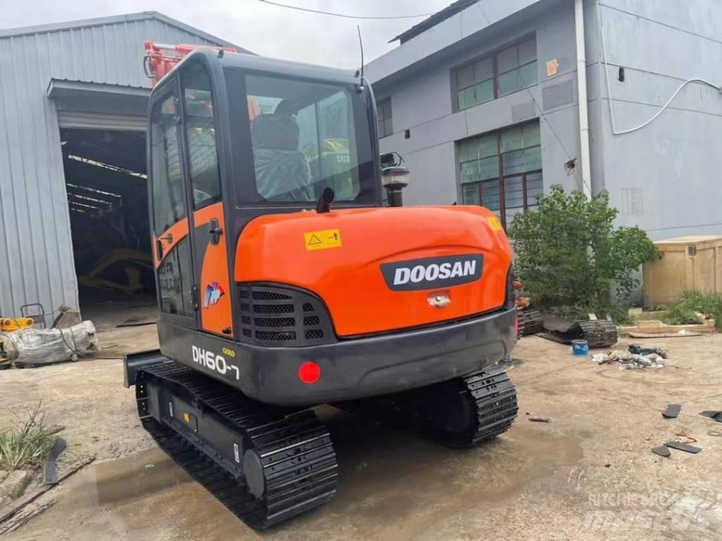 Doosan DH 60-7 Mini bagri <7t
