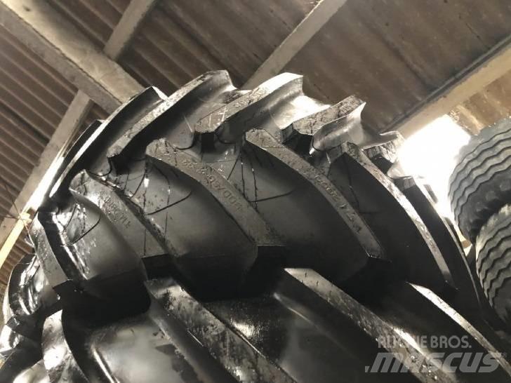 Trelleborg 900/60R32 Gume, kolesa in platišča